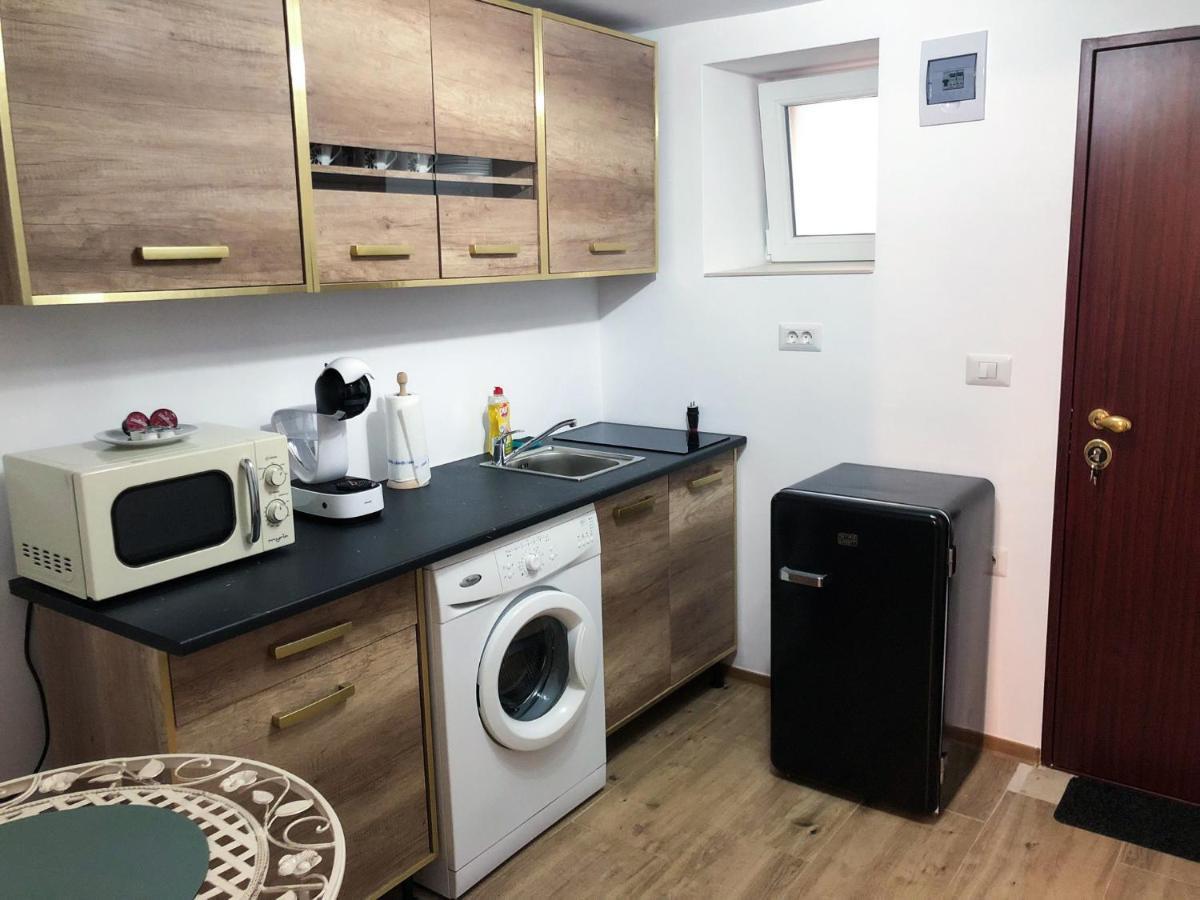 Ultra Central Apartment, Free Parking Oradea - Stray Cats Ngoại thất bức ảnh
